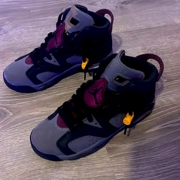 black and grey purple 2021 Air Jordan 6 Retro 'Bordeaux 4.5 in size - Picture 1 of 3